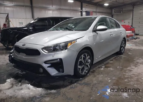 2021 Kia Forte Lxs из США, поврежденный, VIN 3KPF24AD8ME379775